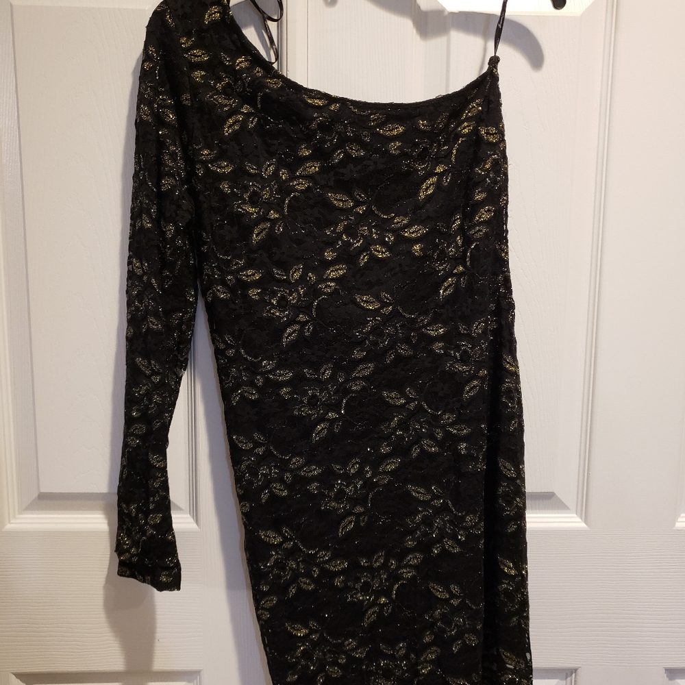 Short one shoulder dress
